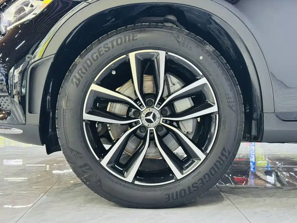 Mercedes-Benz GLC 2022 GLC 260 L 4MATIC Luxury