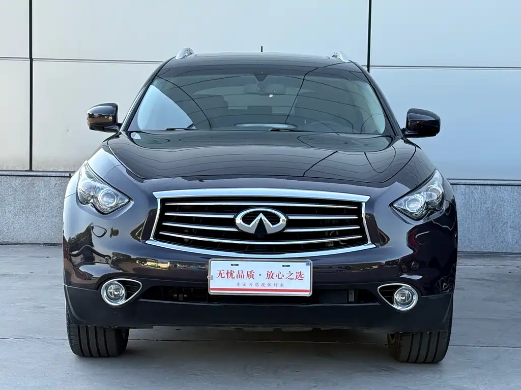 Infiniti QX70 2013 3.7L