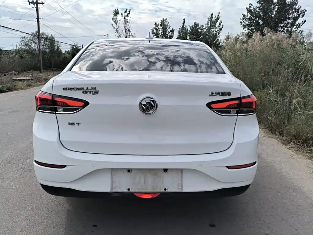 Buick Excelle — миниатюра 6