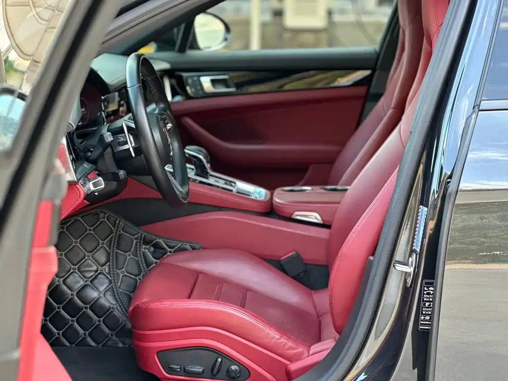 Porsche Panamera — миниатюра 4