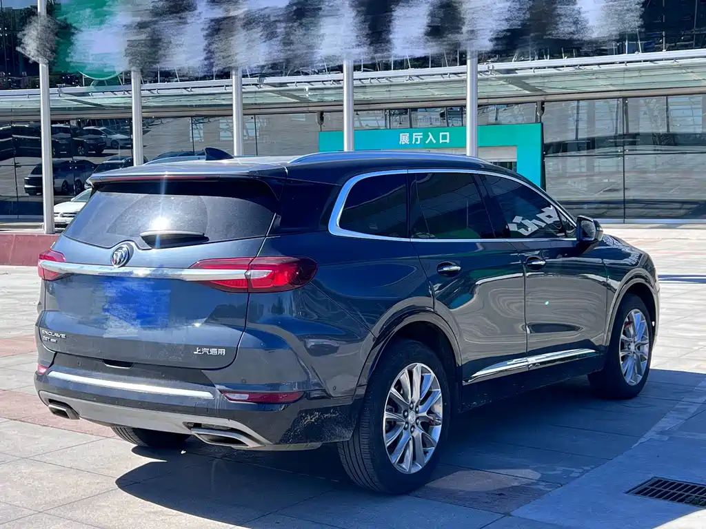 Buick Enclave — миниатюра 6