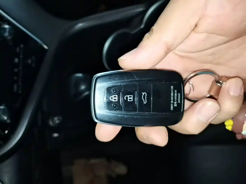 Toyota Camry 2021 2.5G Luxury