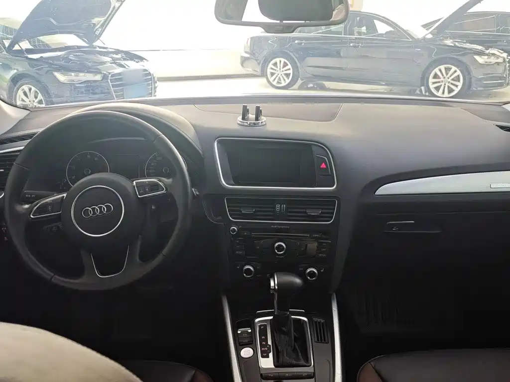 Audi Q5 — миниатюра 10