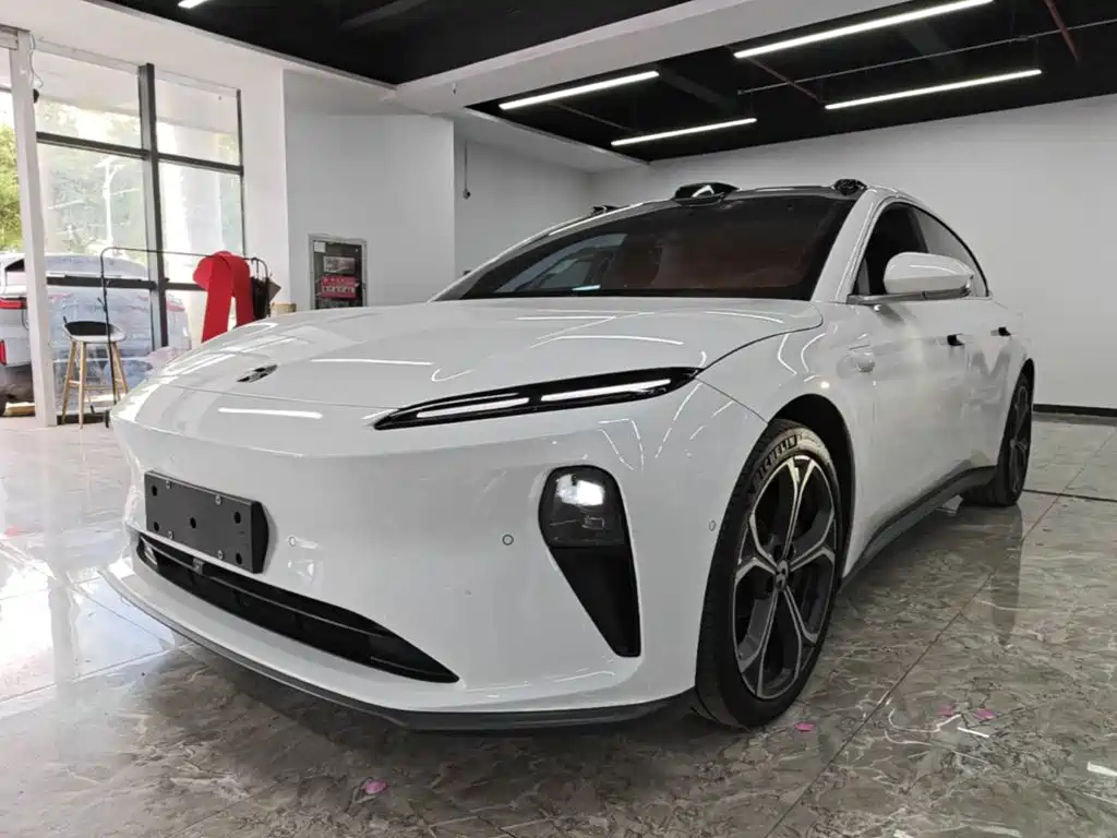 NIO ET5T — миниатюра 2