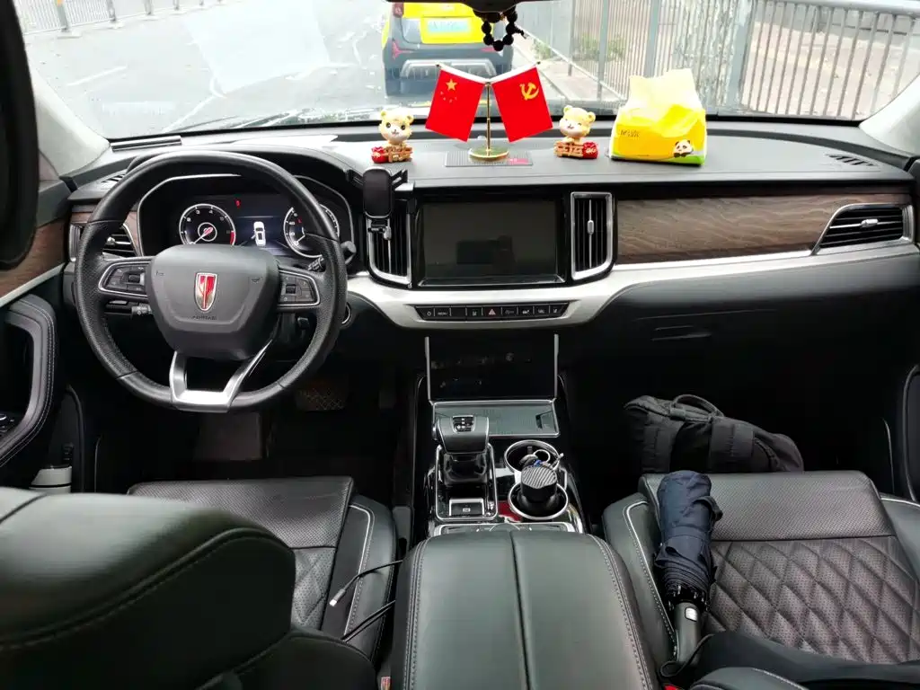 Hongqi Hongqi HS7 — миниатюра 10