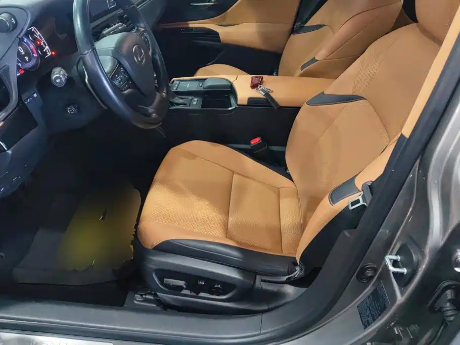 Lexus ES — миниатюра 9