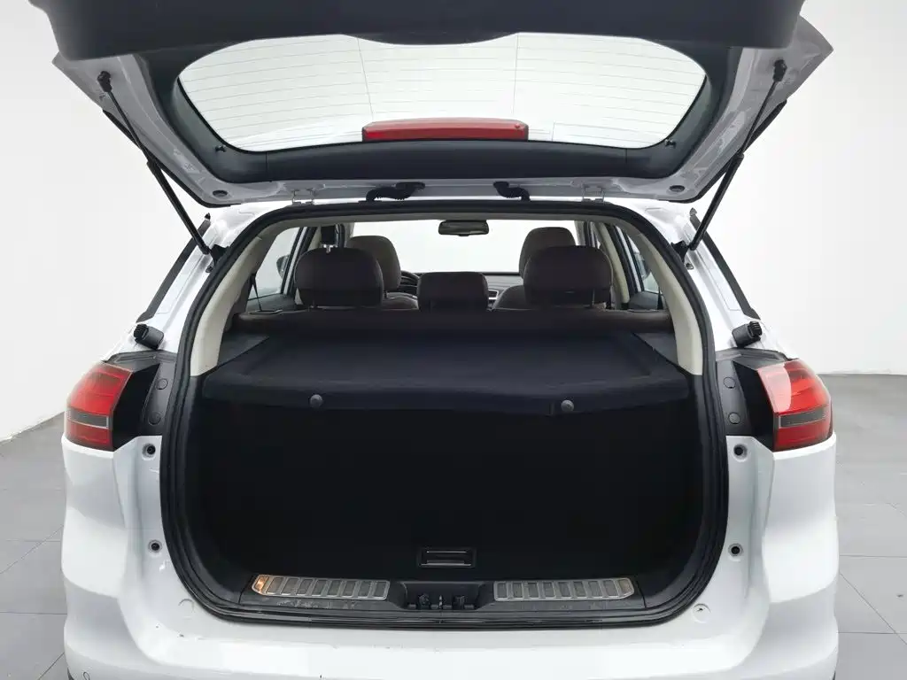 Geely Boyue — миниатюра 16