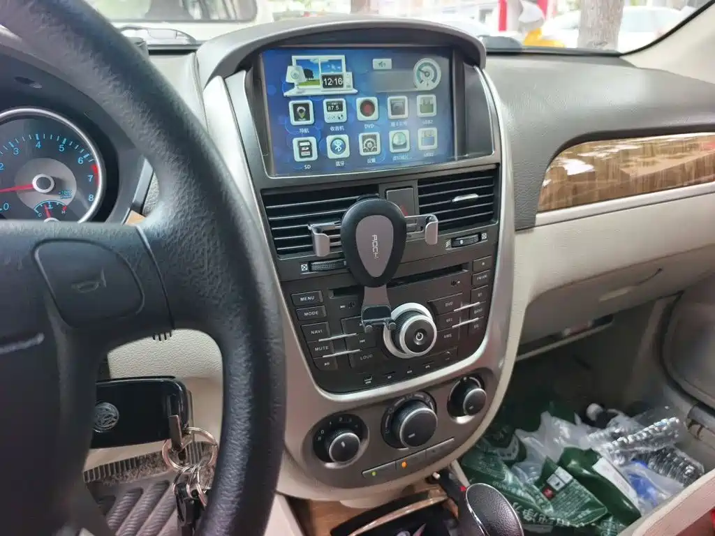 Buick Excelle — миниатюра 6