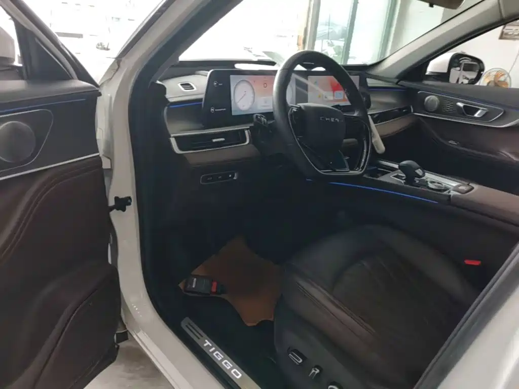 Chery Tiggo 8 PRO NEV — миниатюра 16