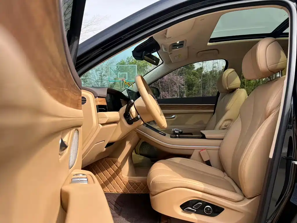 AITO ASK THE WORLD M7