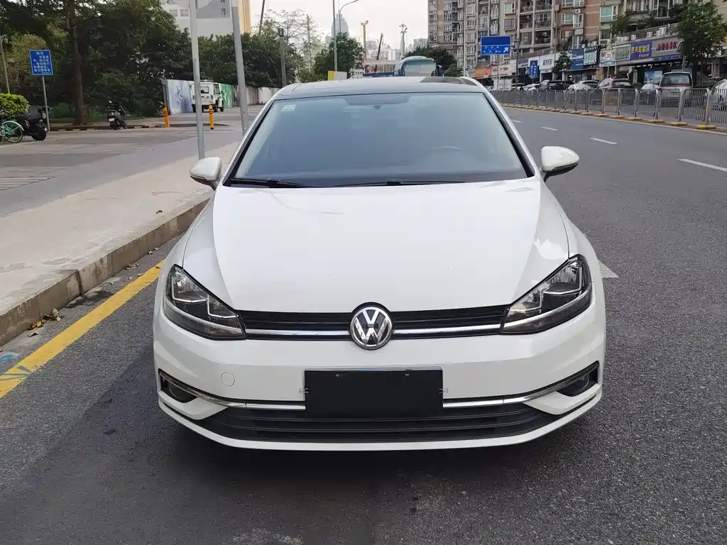 Volkswagen Golf 2018 230TSI AT Comfort