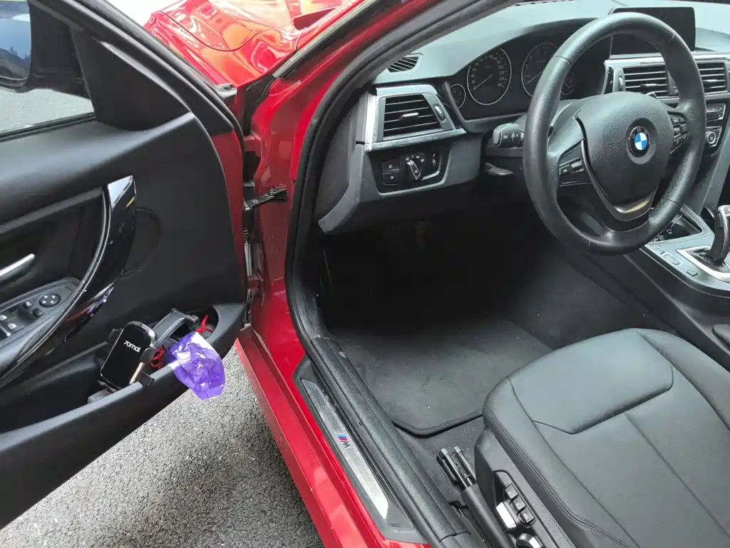 BMW 3 Series — миниатюра 17