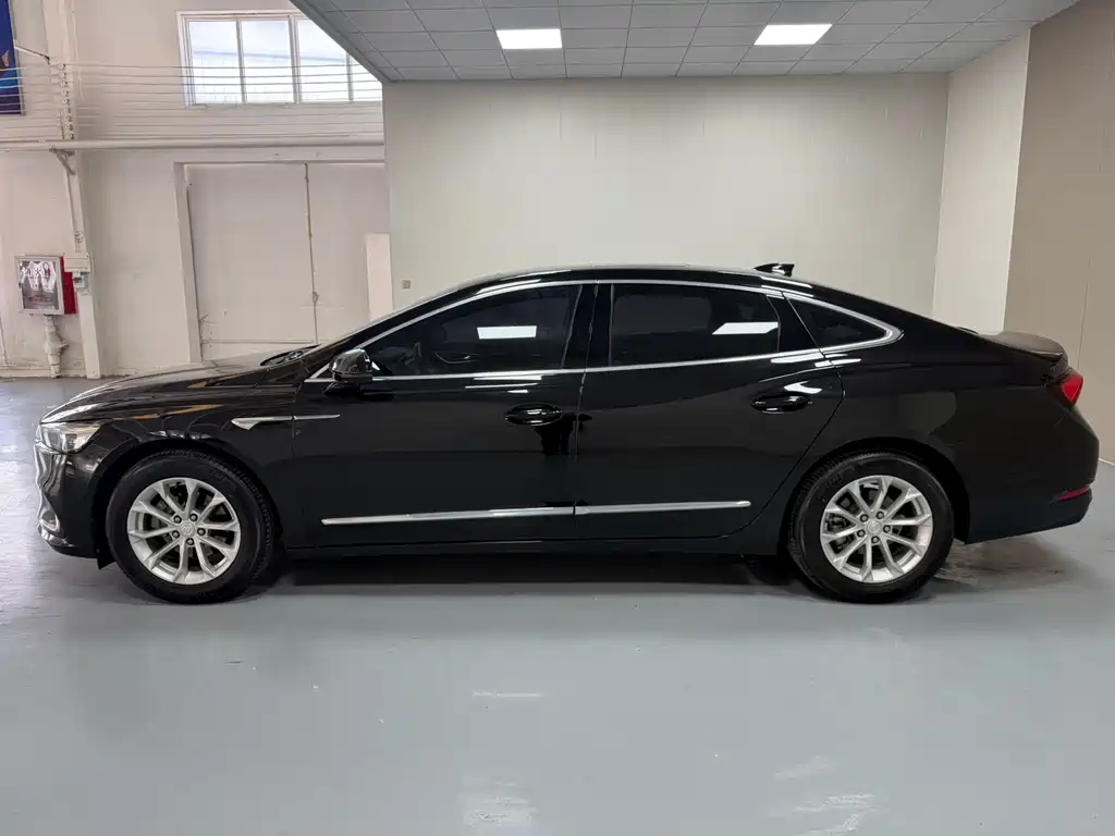 Buick LaCrosse 2022 552T Luxury