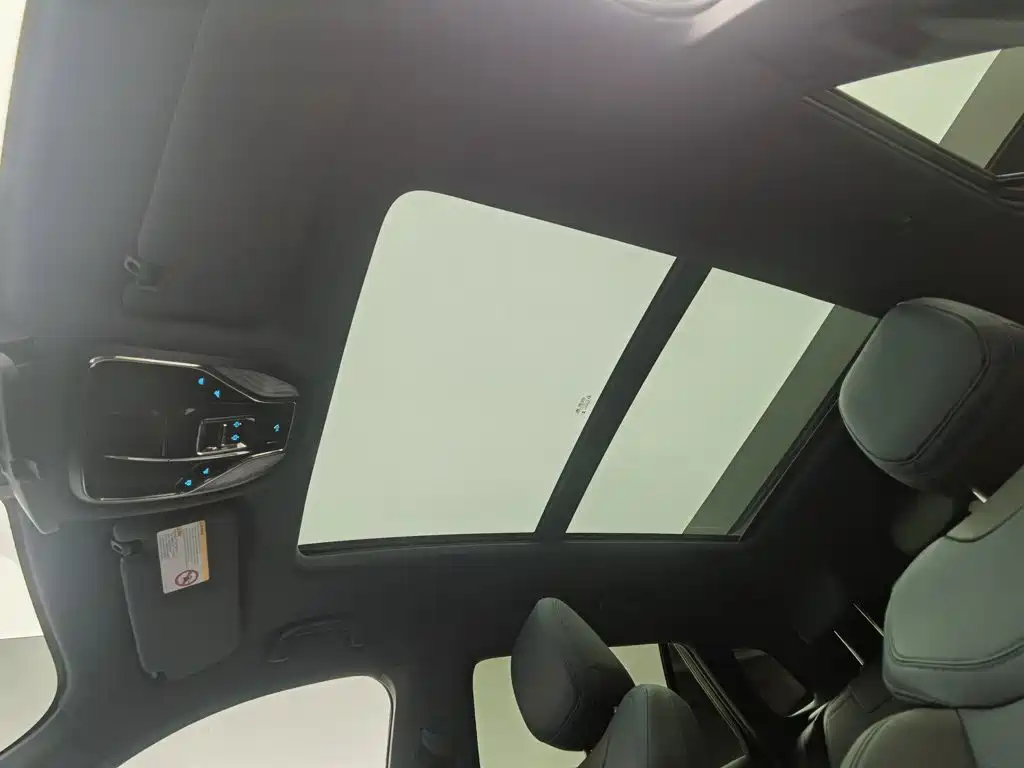Ford Equator Sport — миниатюра 14