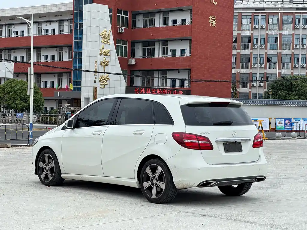 Mercedes-Benz B-Class — миниатюра 9