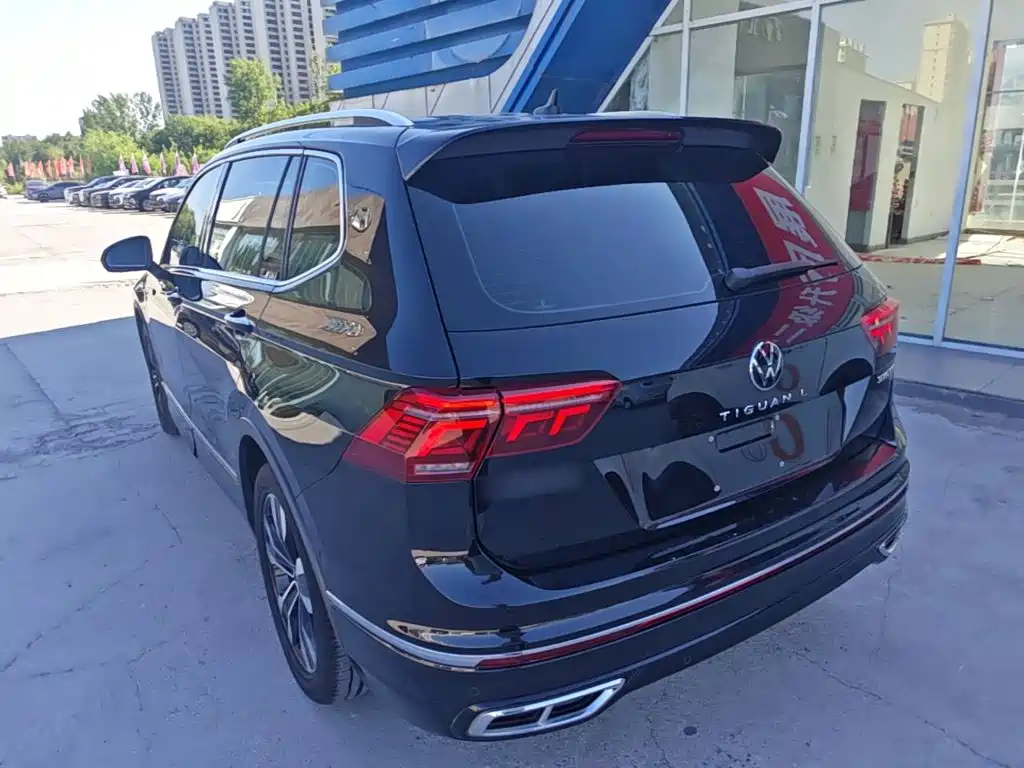 Volkswagen Tiguan L — миниатюра 5