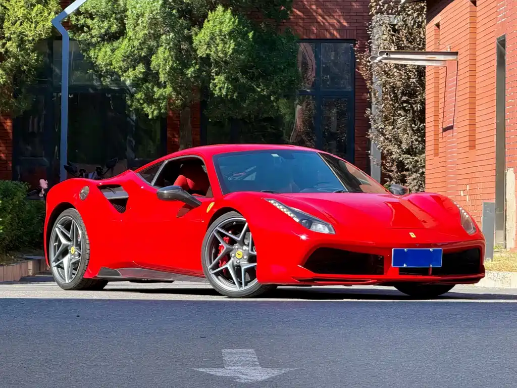Ferrari 488