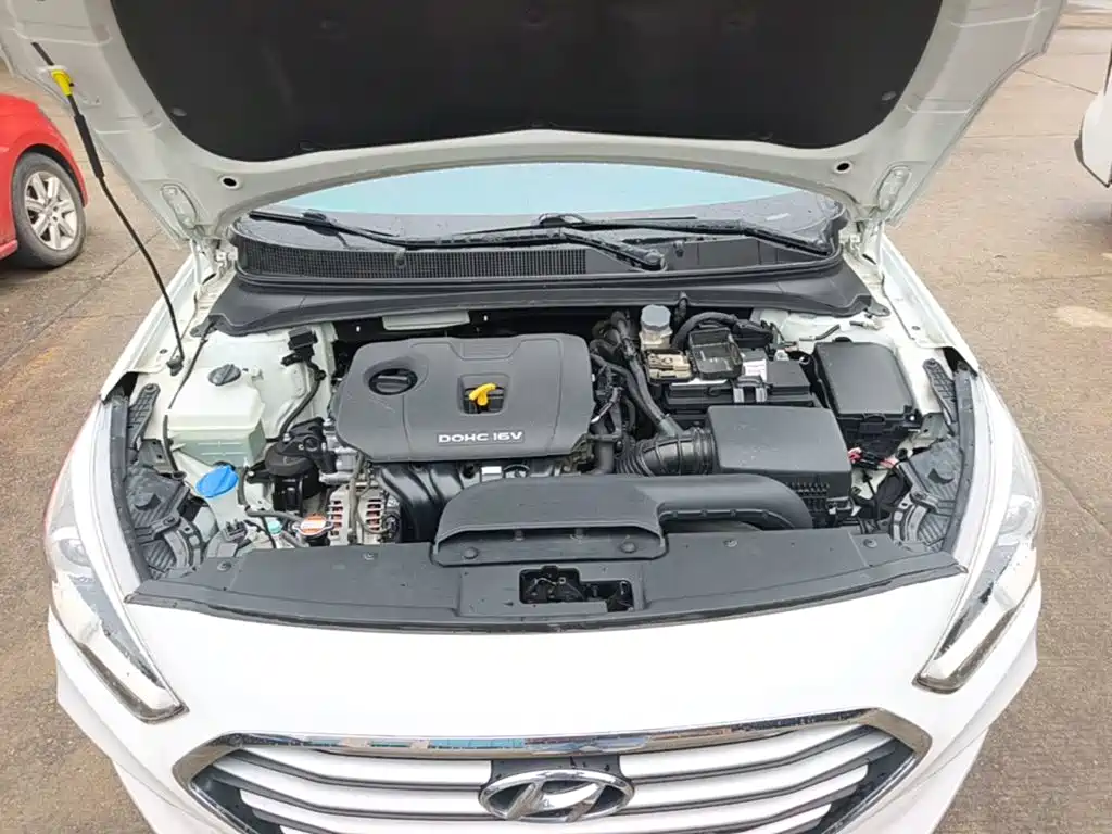 Hyundai Mistra — миниатюра 20
