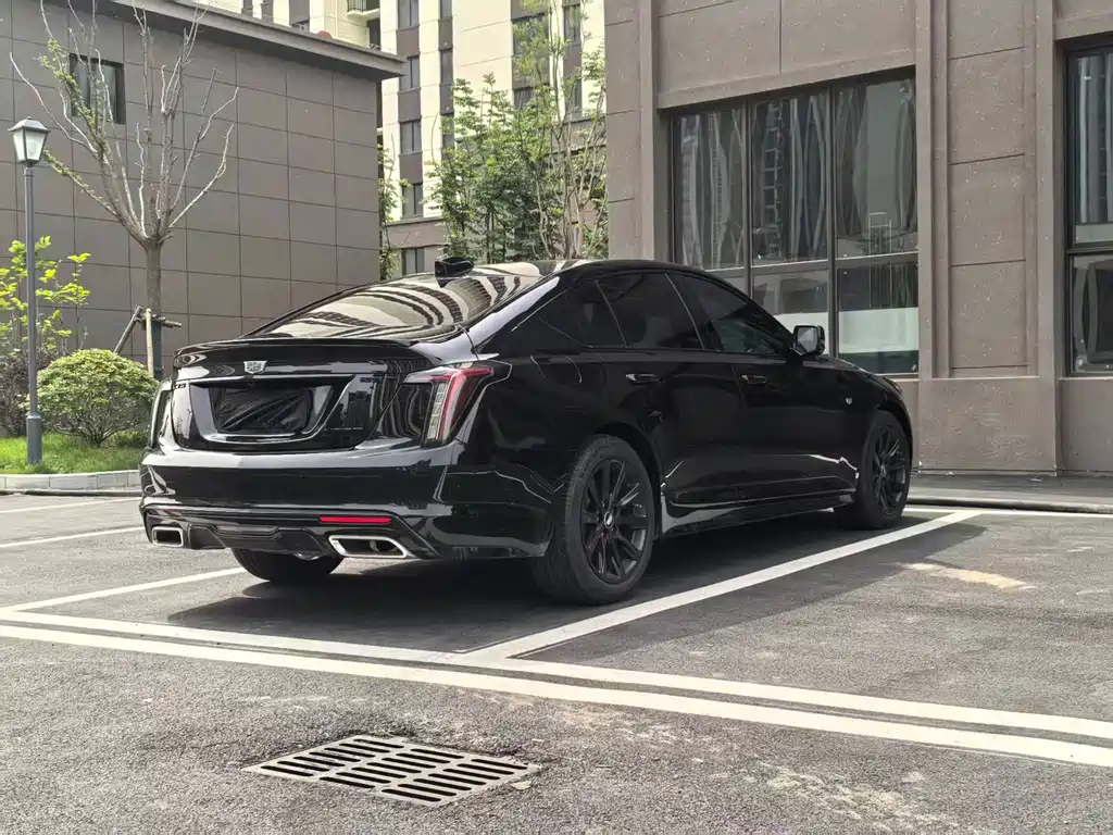 Cadillac CT5 2025 28T