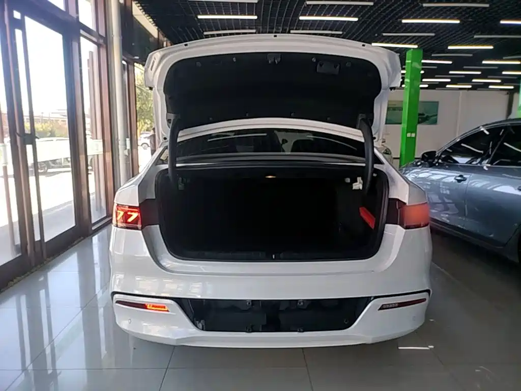 BYD Qin PLUS — миниатюра 19