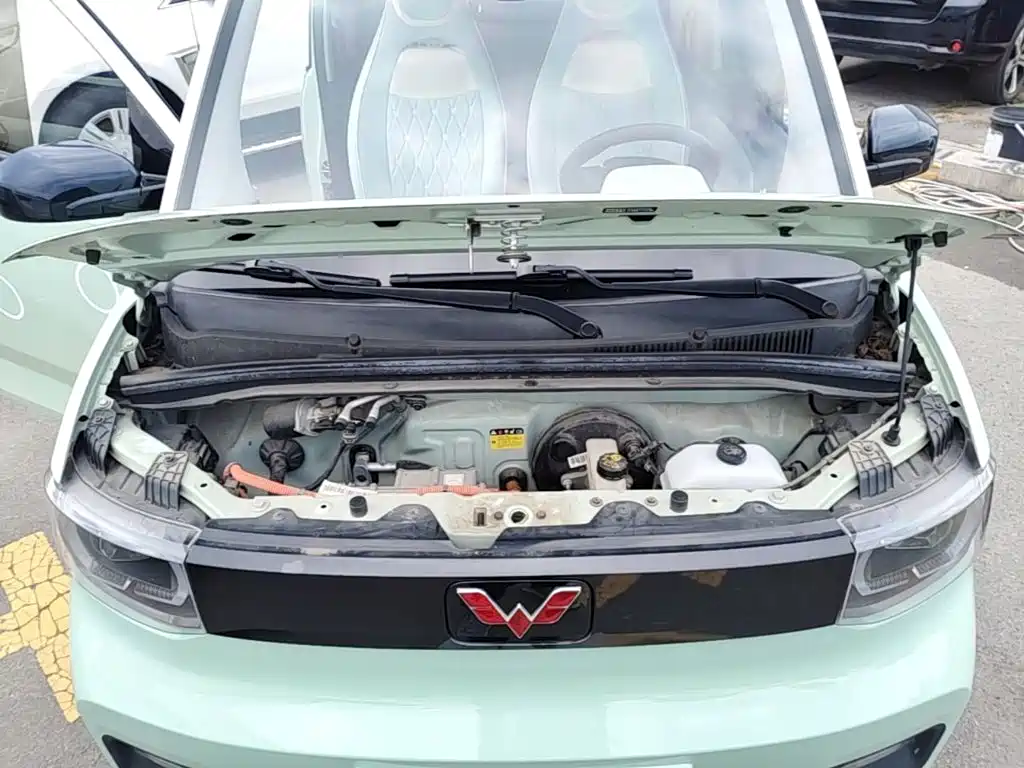 Wuling MINIEV — миниатюра 20