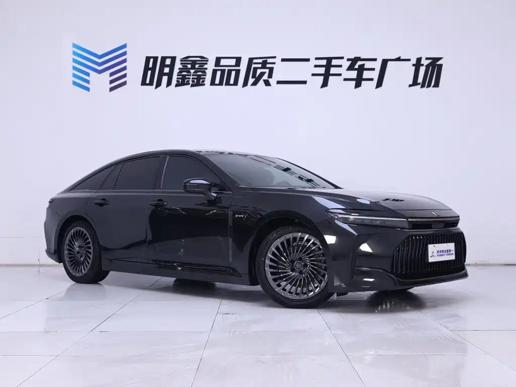 Toyota Crown (Import) — миниатюра 5