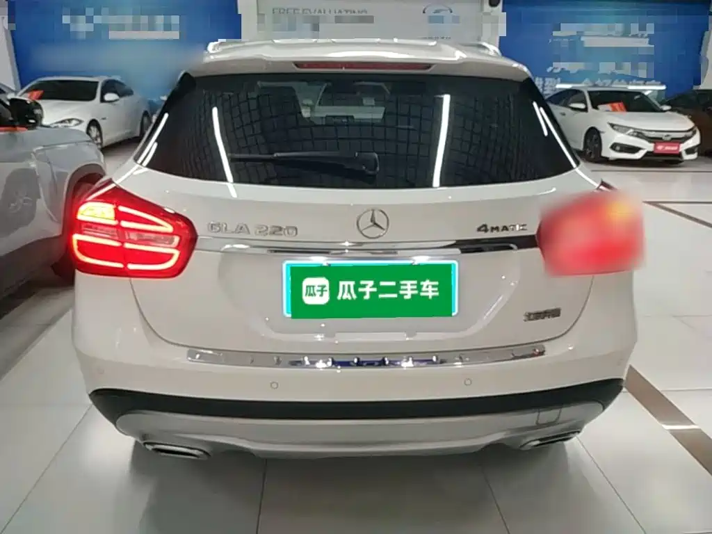 Mercedes-Benz GLA — миниатюра 6