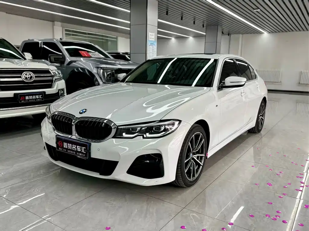 BMW 3 Series 2021