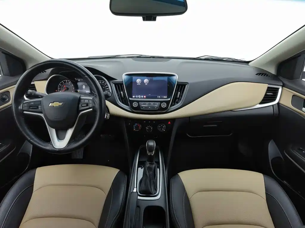 Chevrolet Monza — миниатюра 5