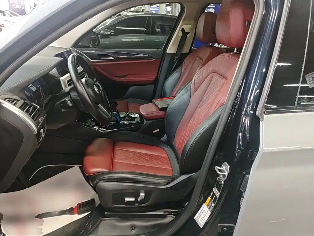 BMW iX3 — миниатюра 15