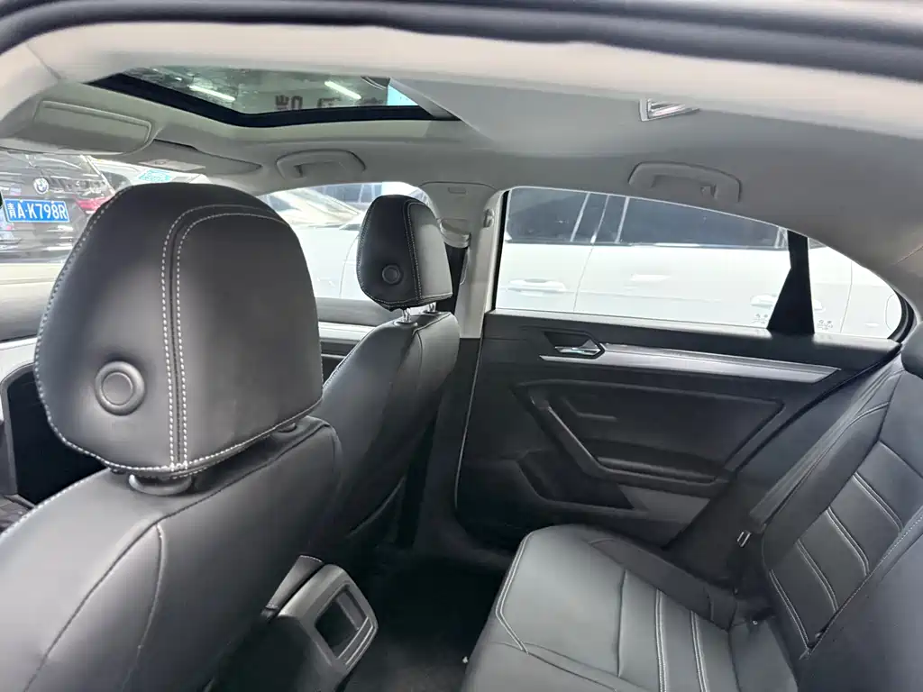 Volkswagen Lamando — миниатюра 11