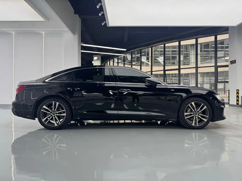 Audi A6L — миниатюра 4