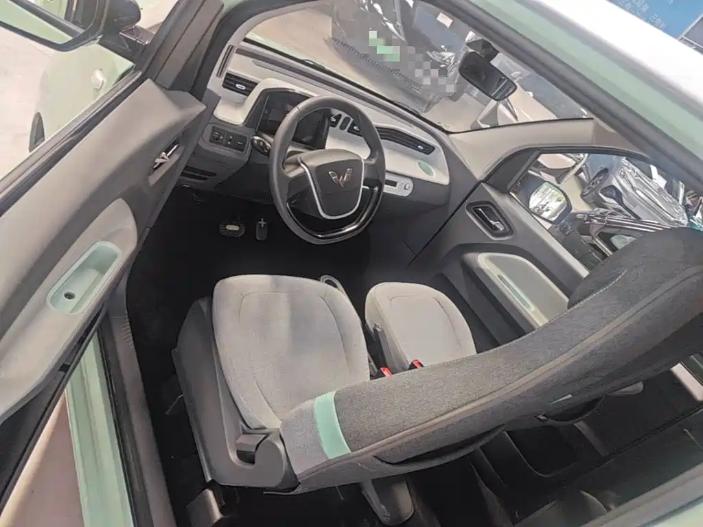 Wuling MINIEV — миниатюра 16