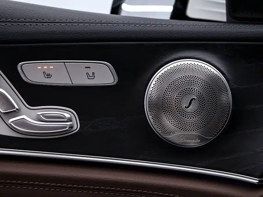 Mercedes-Benz E-Class — миниатюра 14
