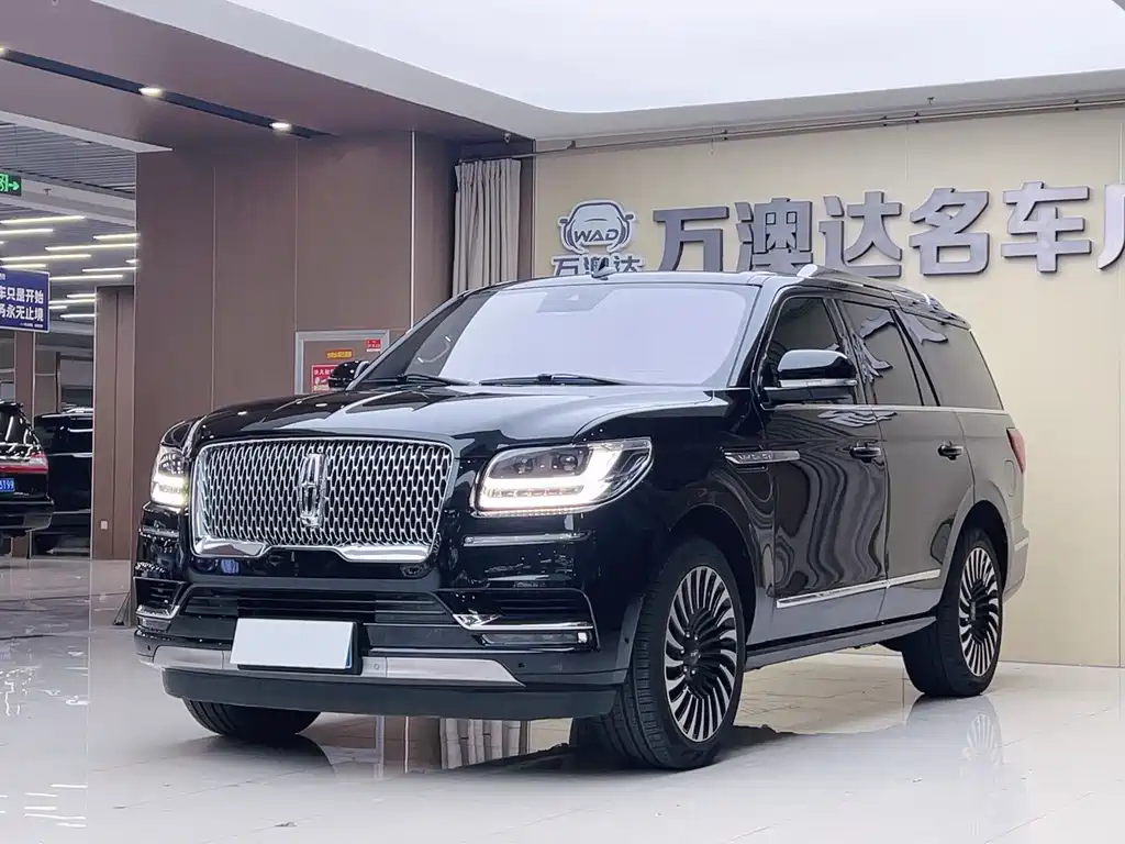 Lincoln Navigator
