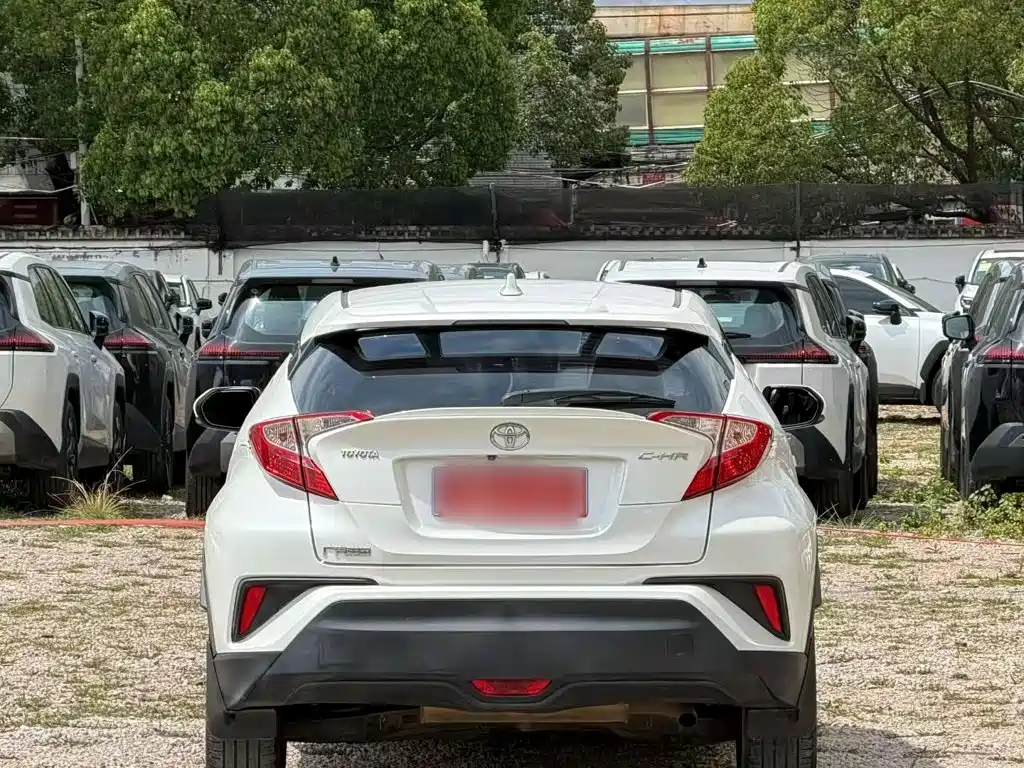 Toyota C-HR — миниатюра 14