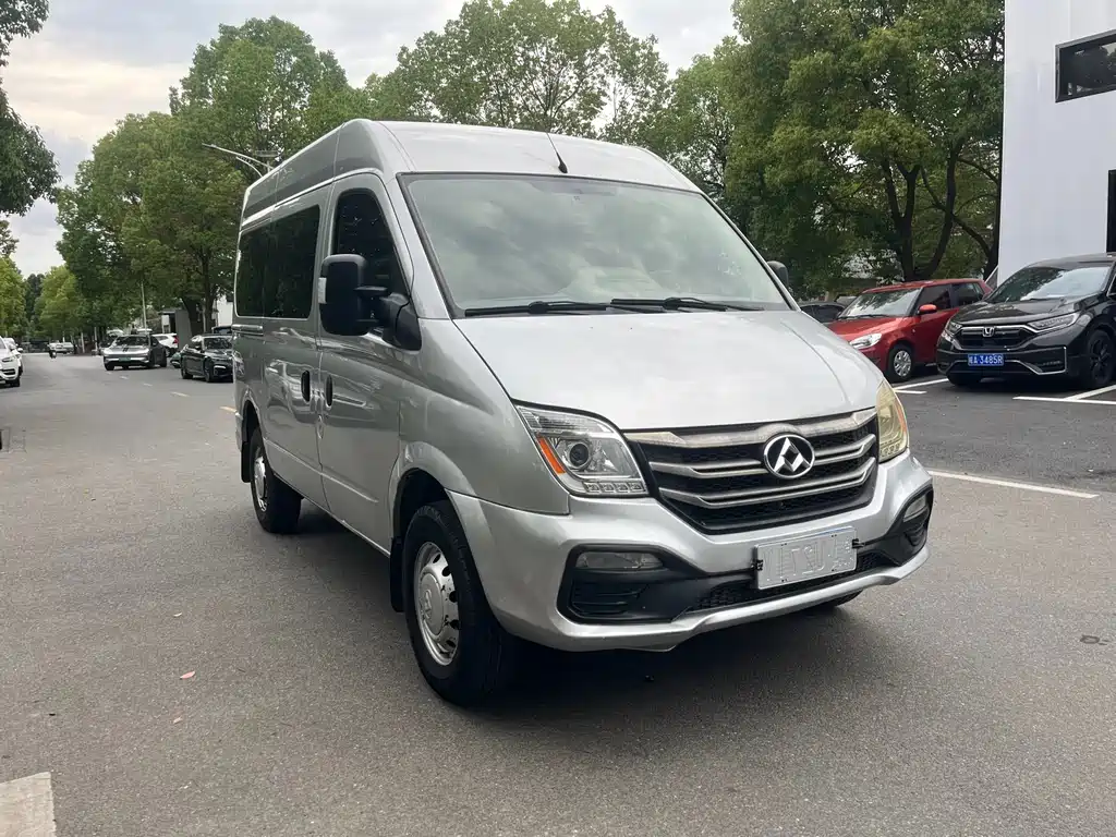 Maxus V80 2018 2.5T 6 MT Elite 5-6 мест