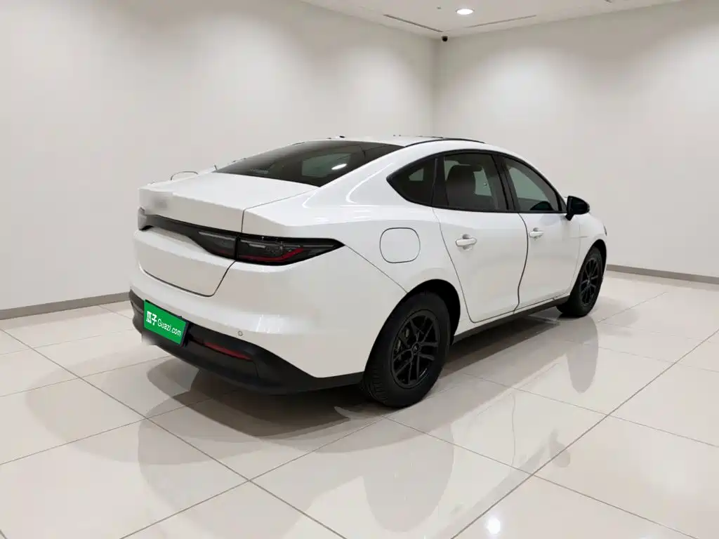 BYD Seal 05 DM-i — миниатюра 4
