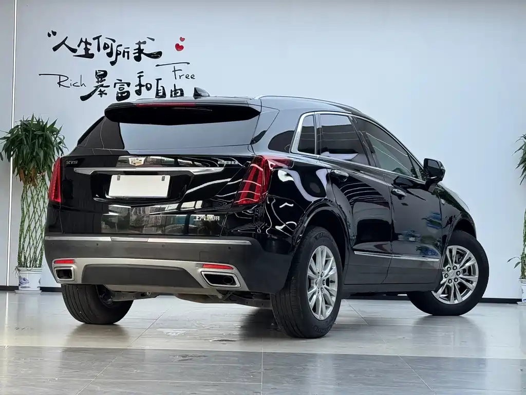 Cadillac XT5 — миниатюра 3