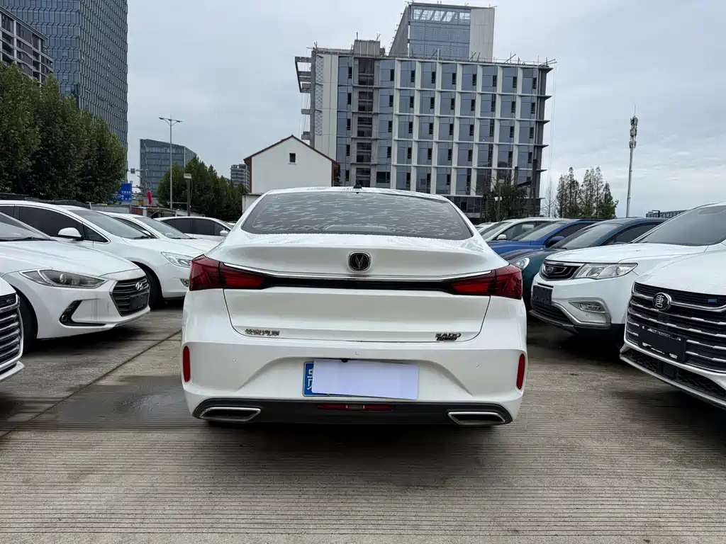 Changan Eado — миниатюра 12