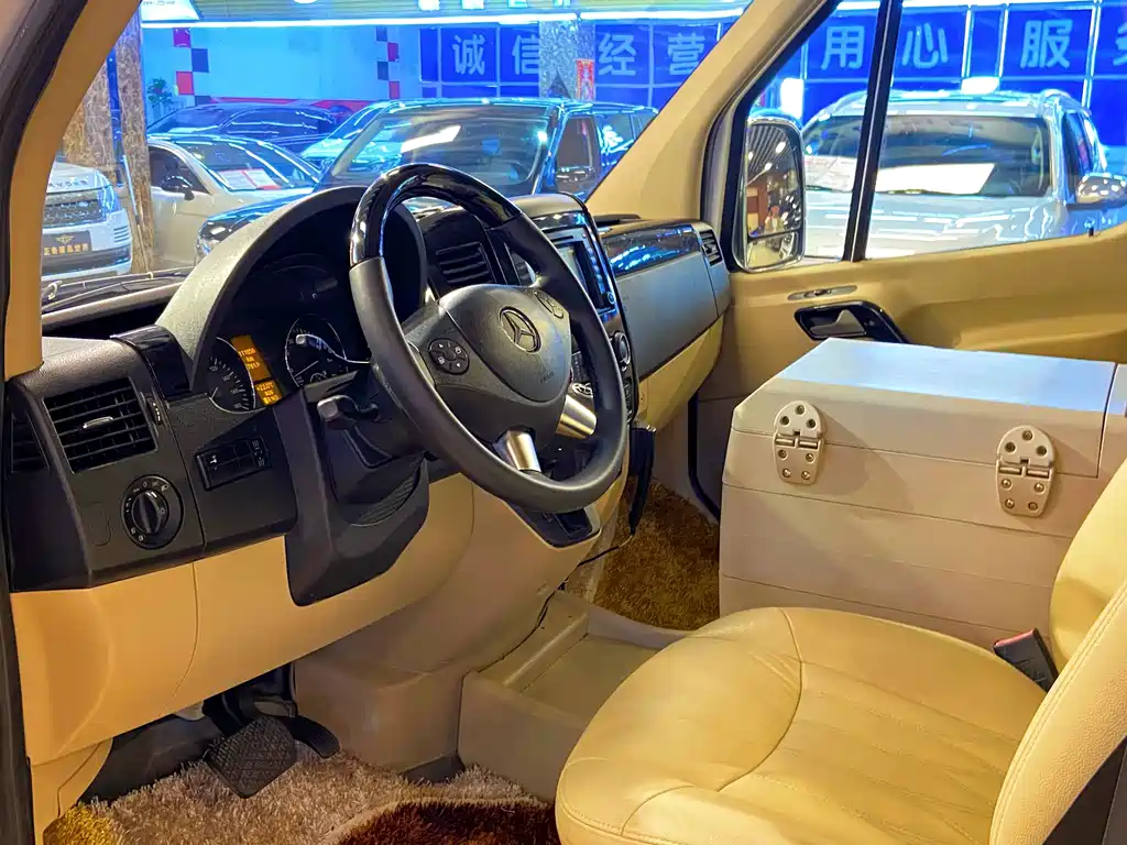 Mercedes-Benz Sprinter — миниатюра 5