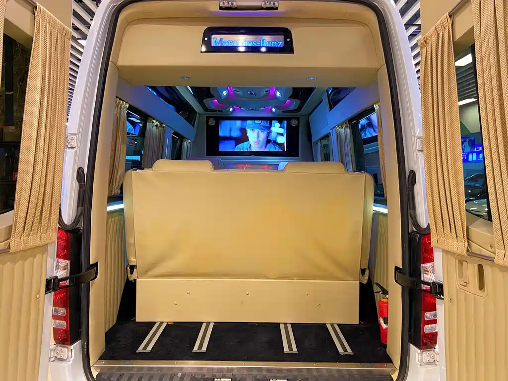 Mercedes-Benz Sprinter — миниатюра 24