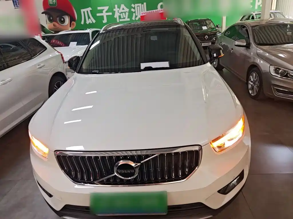 Volvo XC40 2021 T4 Luxury