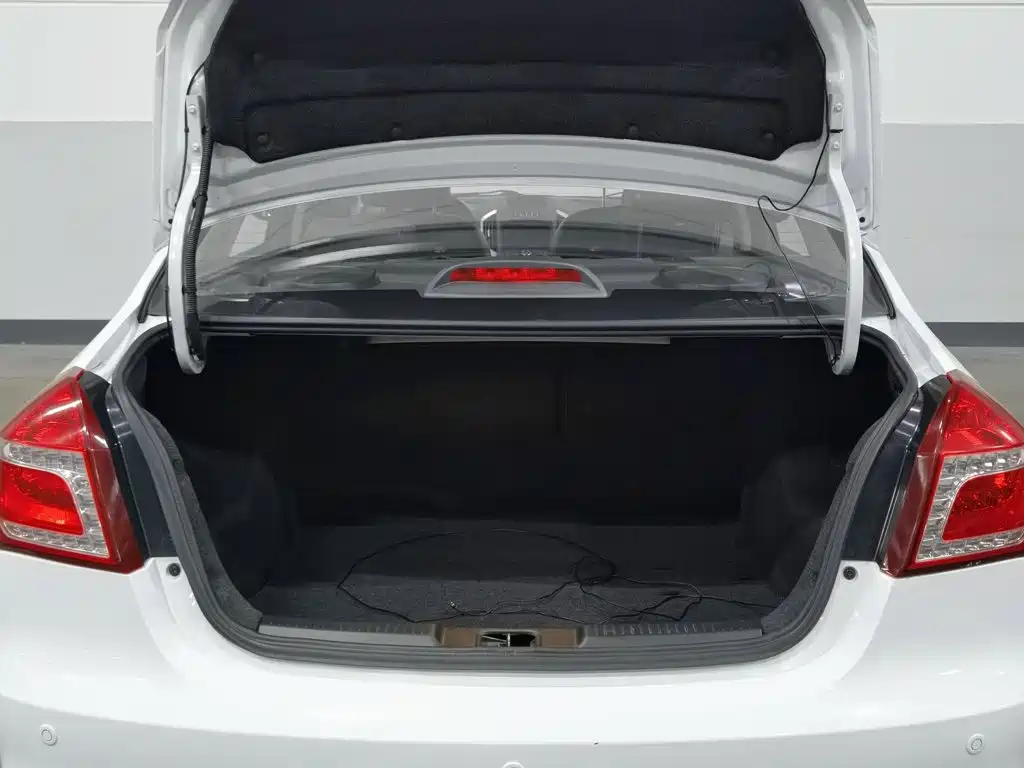 Geely King Kong — миниатюра 16