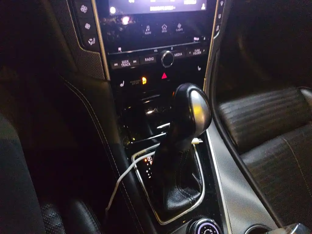 Infiniti Q50L — миниатюра 10