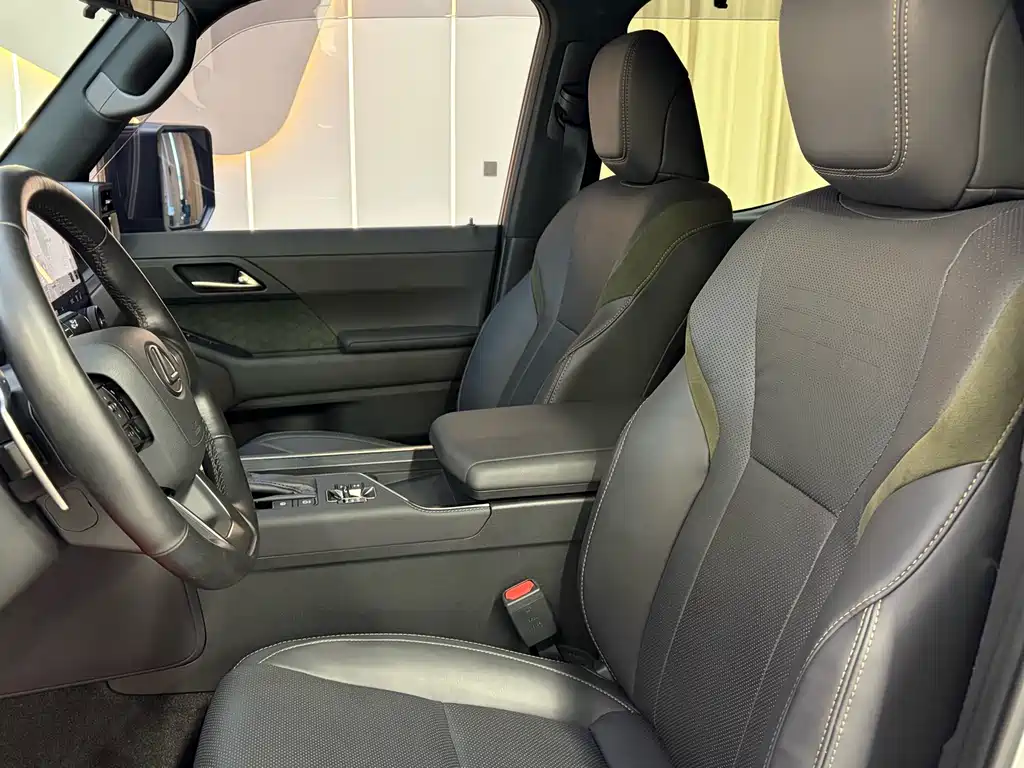 Lexus GX — миниатюра 15