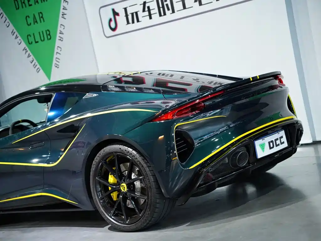 Lotus Emira — миниатюра 35