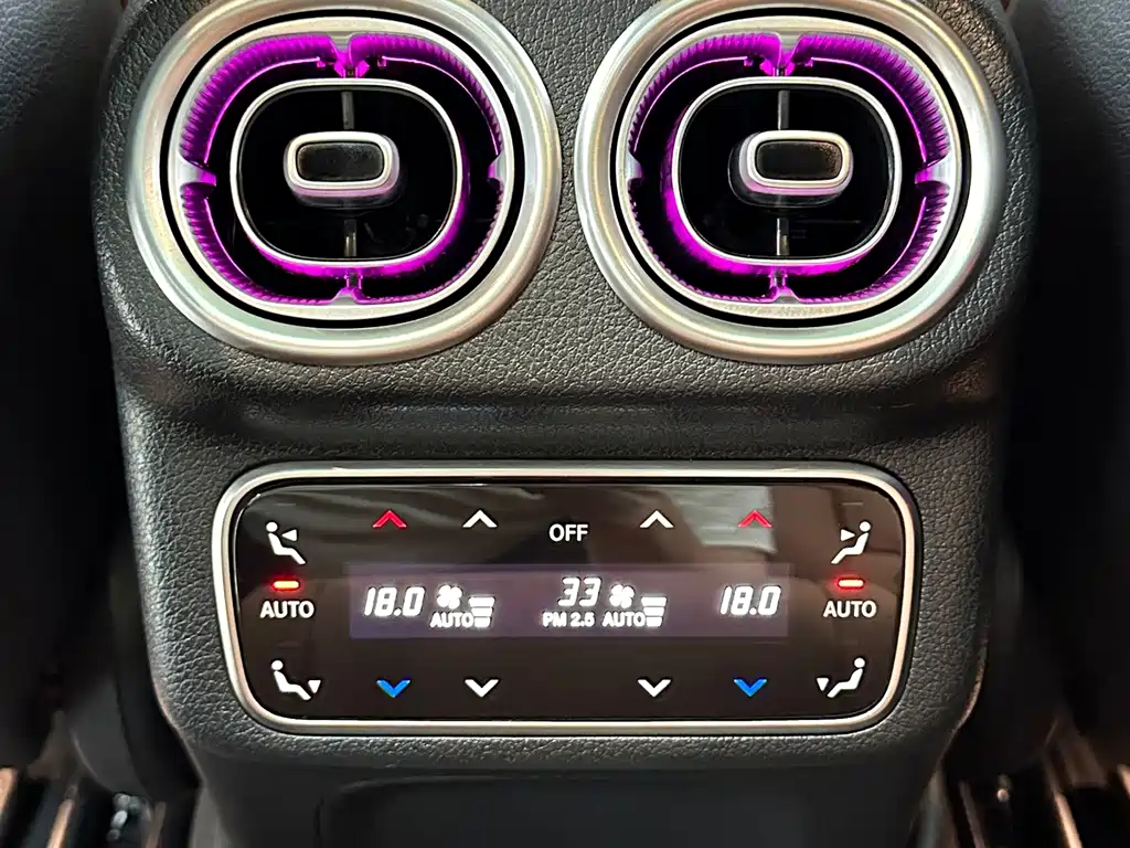 Mercedes-Benz GLC — миниатюра 22