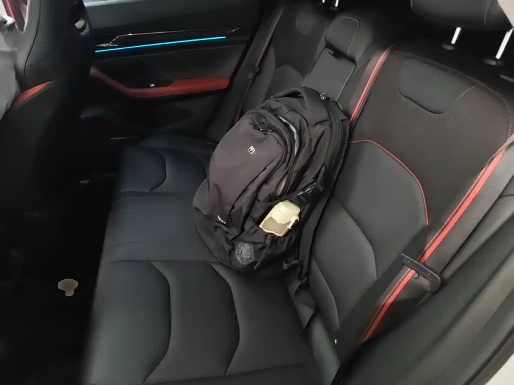 Geely Emgrand S — миниатюра 17