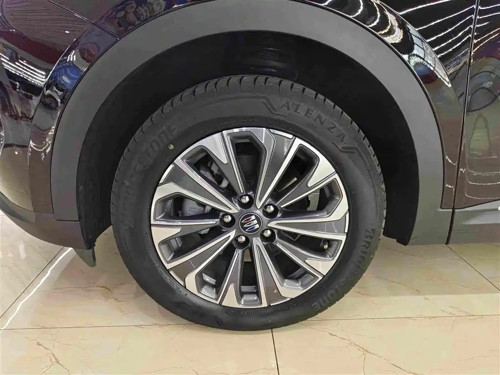 Buick Envision S — миниатюра 10